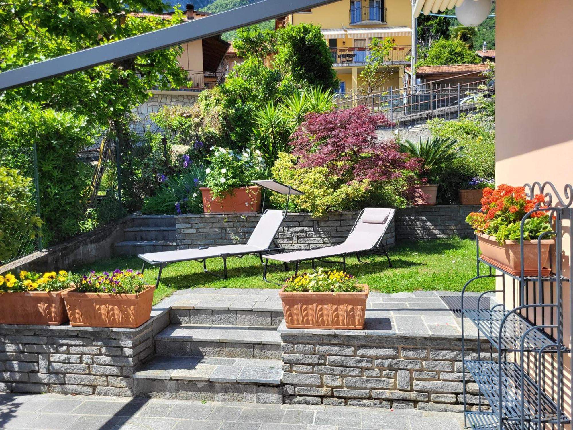 Casa Intignano - Appartamento Con Terrazzo Vista Lago Тремеццо Экстерьер фото